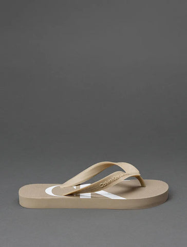 CHINELO CKJ KIDS MAS LOGO CORRIDO CK CAQUI CLARO