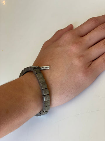 PULSEIRA STONE HAND ARAMIS PRATA