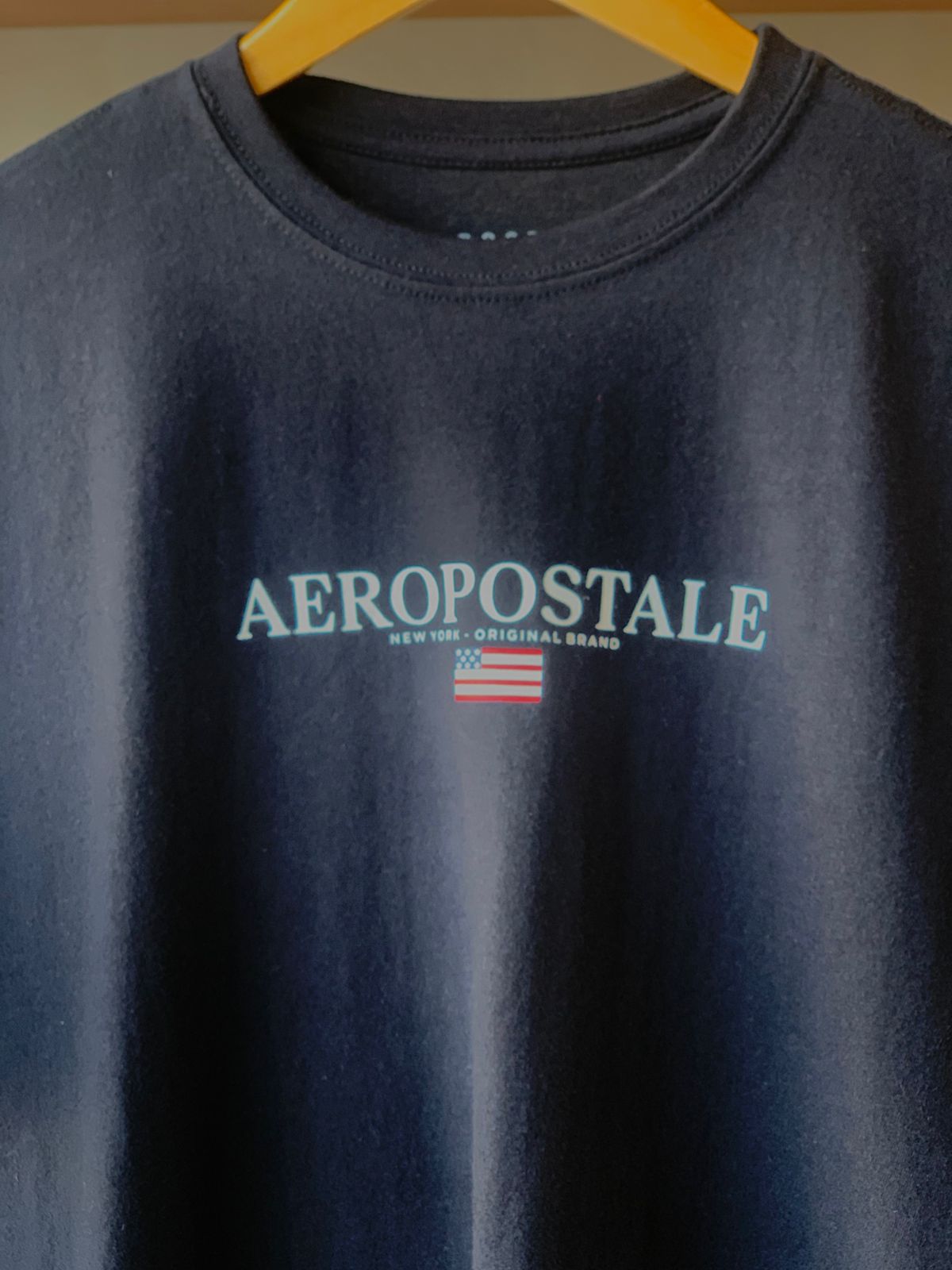 CAMISETA MAS COMFORT SILKADA AEROPOSTALE PRETO