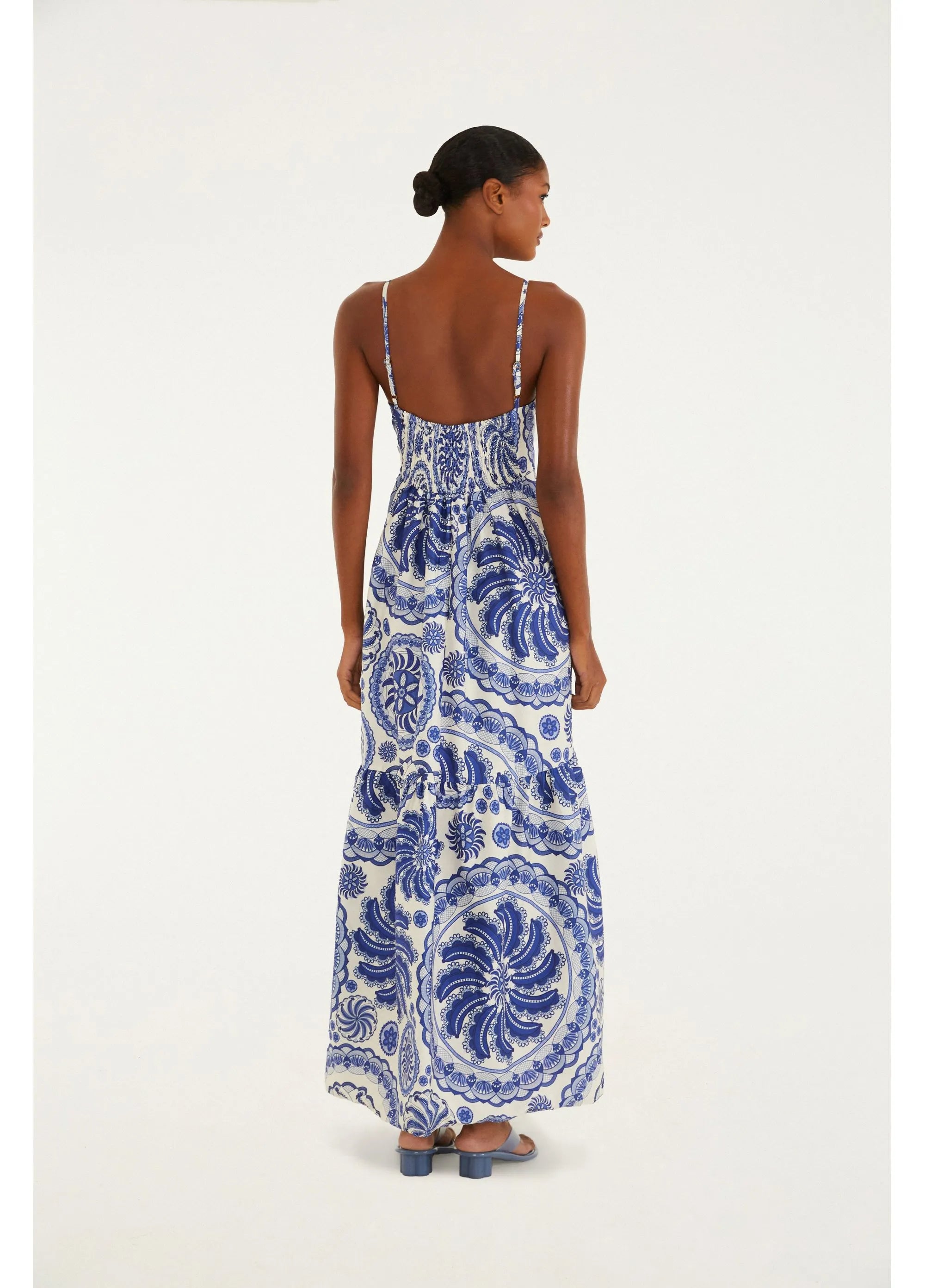 VESTIDO LONGO DELICADEZA DE BANANA FARM AZUL/BRANCO