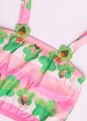 CONJ FEM DANCANDO ENTRE FLORES ALPHABETO ROSA/BRANCO