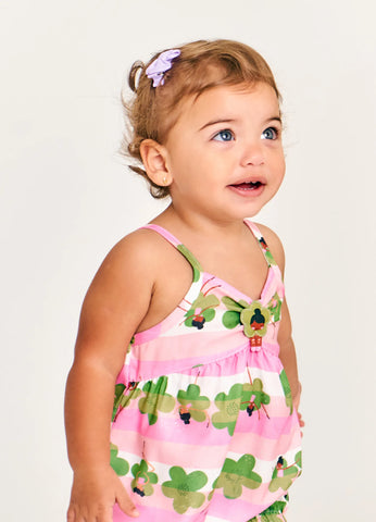 PIMPAO FEM DANCANDO ENTRE FLORES ROSA/BRANCO