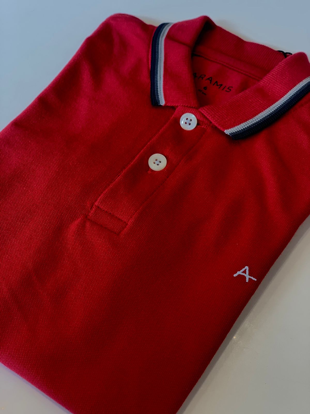 POLO MAS MC ARAMIS INF BASICA 4 FRISOS VERMELHO/GRAFITE