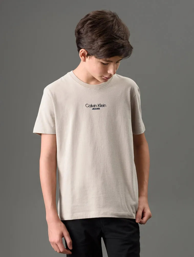 CAMISETA CKJ KIDS MAS LOGO CALVIN JEANS CAQUI CLARO