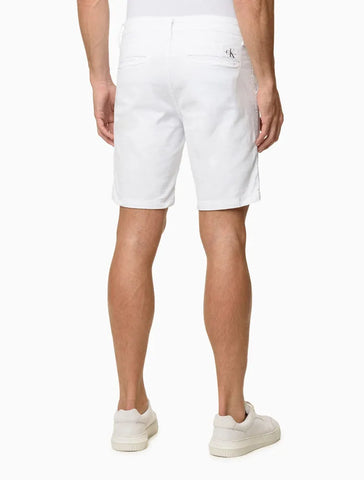 BERMUDA CKJ MAS COLOR CHINO BRANCO