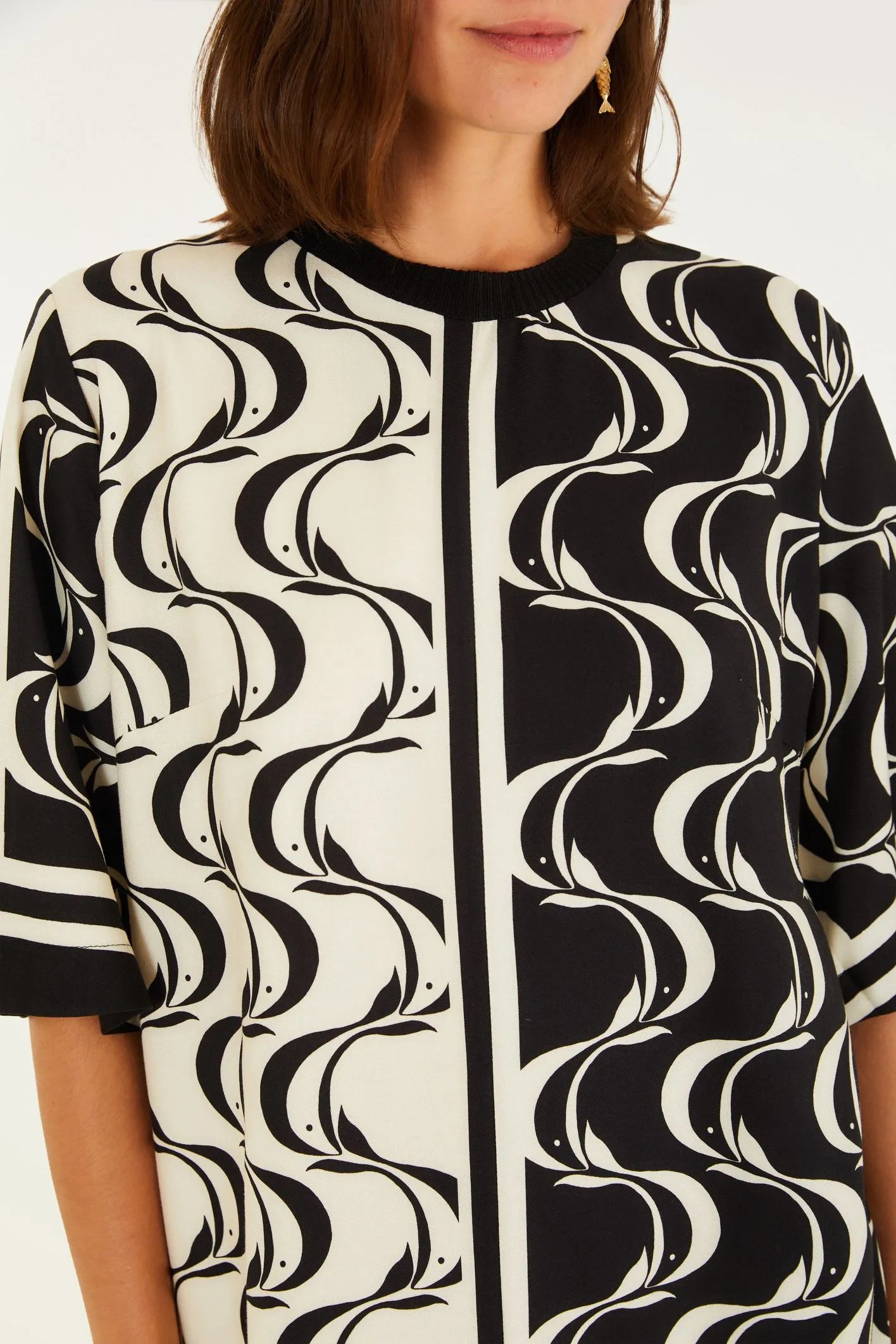 VESTIDO TSHIRT PEIXE COPA FARM PRETO/OFF WHITE