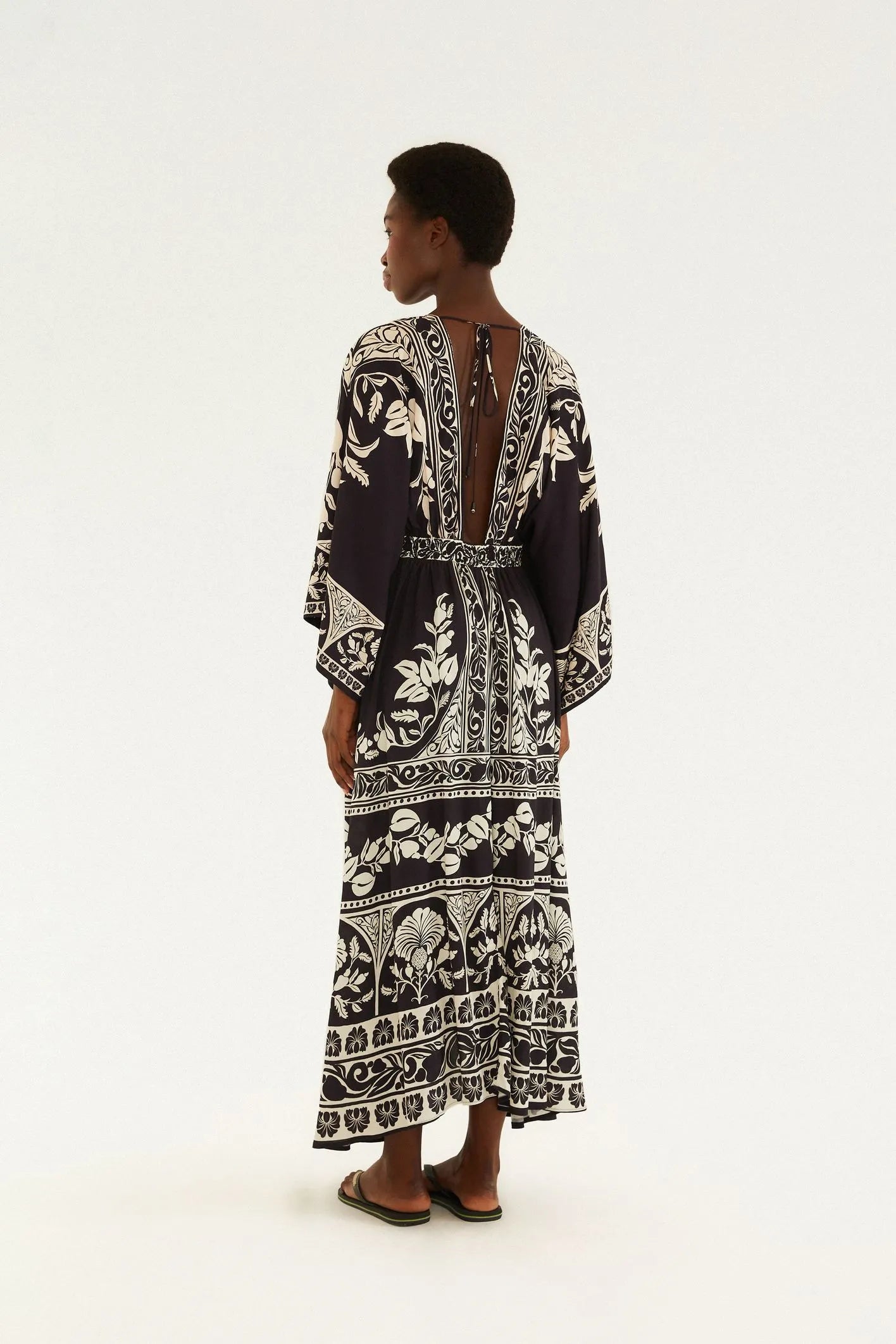 VESTIDO TSHIRT BIG SINTRA FARM PRETO