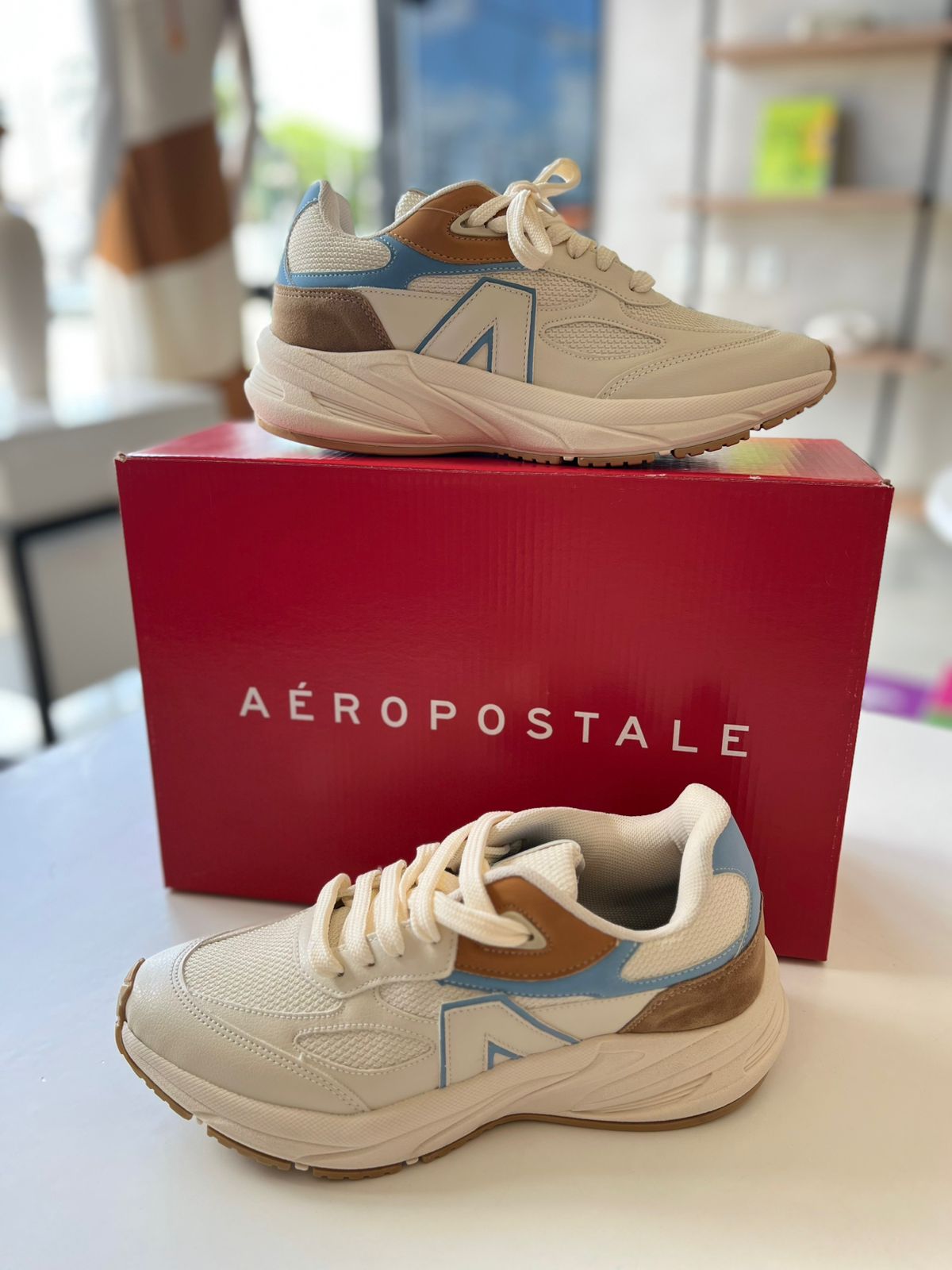 TENIS FEM AEROPOSTALE OFF WHITE/AZUL/BEG