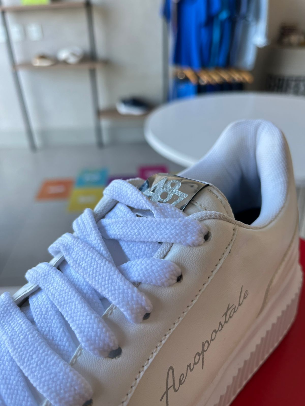 TENIS FEM AEROPOSTALE BRANCO/PRATA