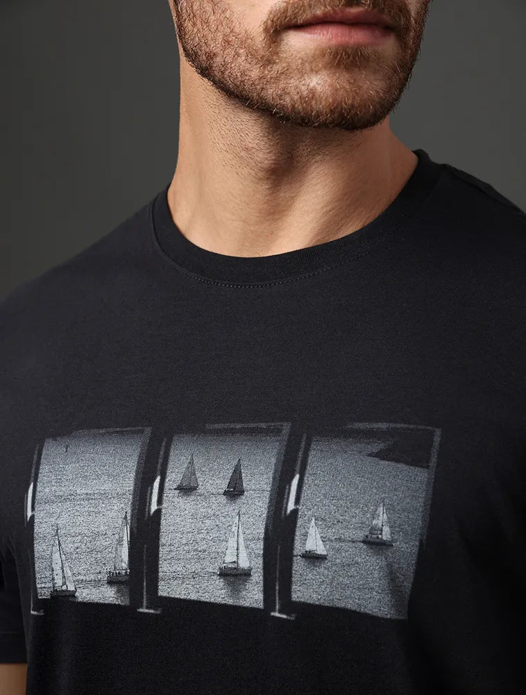 CAMISETA CKJ MAS MC CKJ VELEIROS PRETO