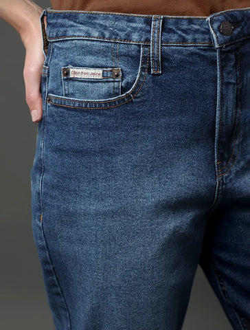 CALCA CKJ FEM JEANS MOM 5 POCKETS AZUL MEDIO