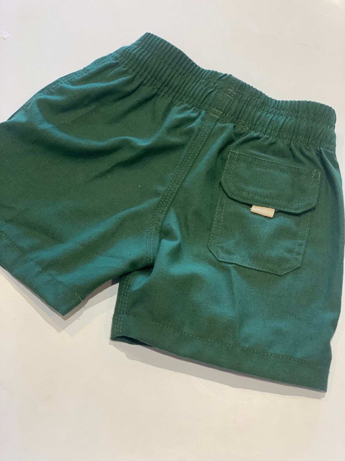 SHORT LINHO MASC KIDS LISO VERDE FLORESTA