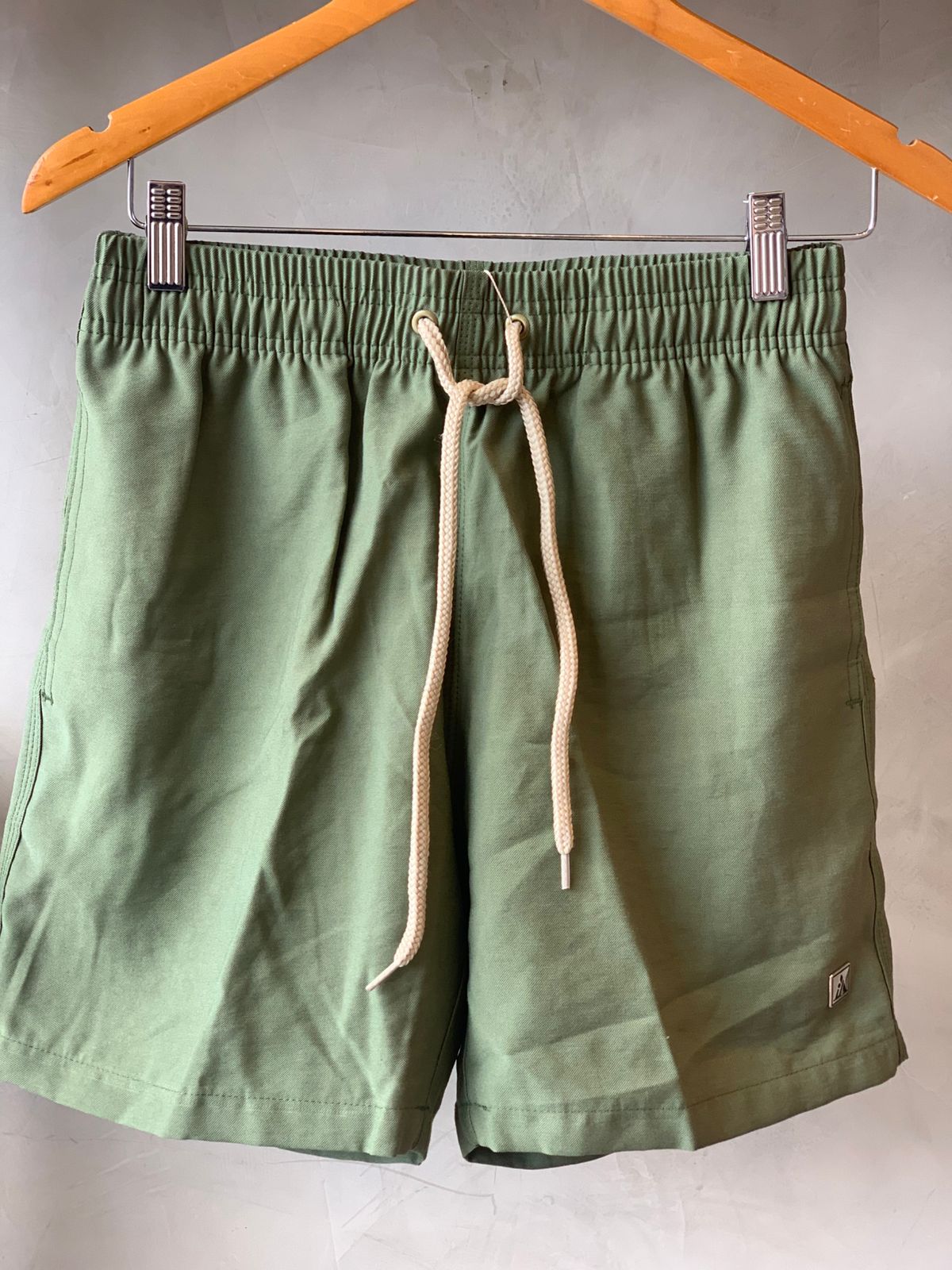 BERMUDA MAS ALFA PREMIUM VISCOSE VERDE MUSGO