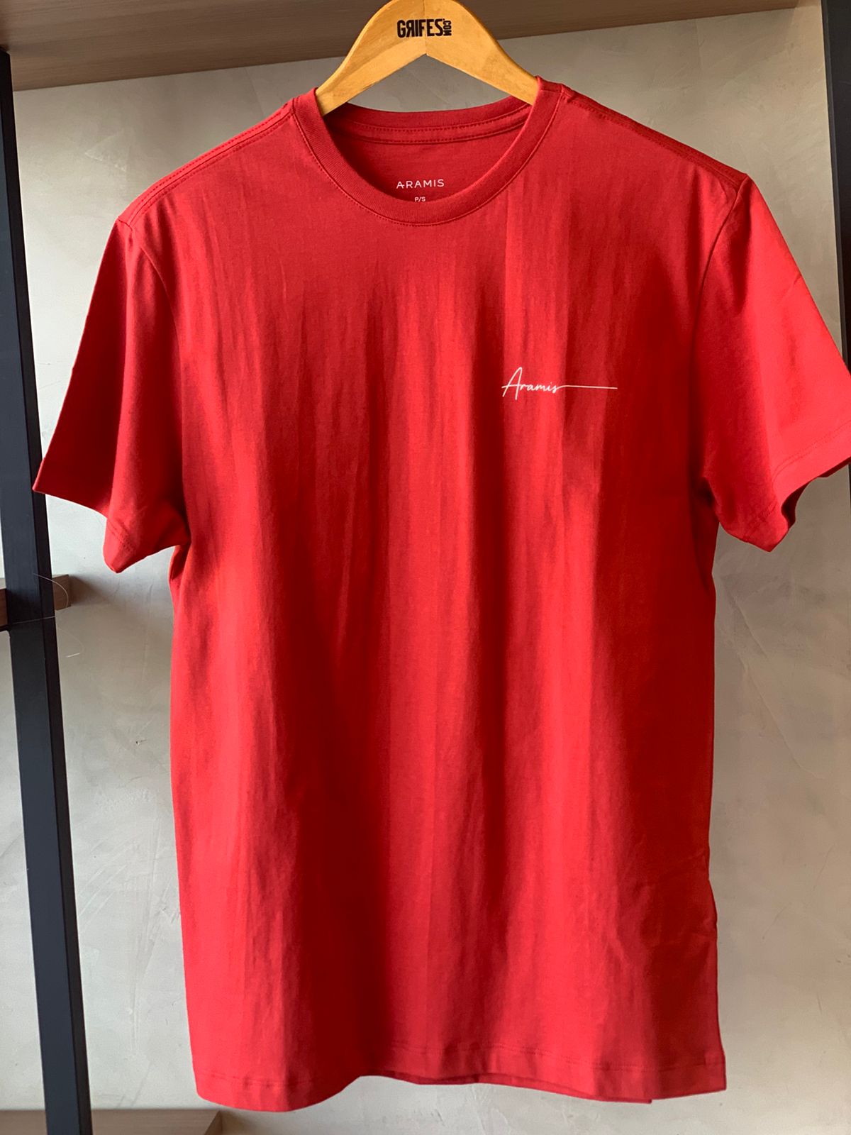 CAMISETA MC MAS ESTAMPA ARAMIS VERMELHO