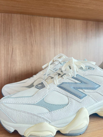 TENIS 9060 UNISEX NEW BALANCE BRANCO/PRATA ECA