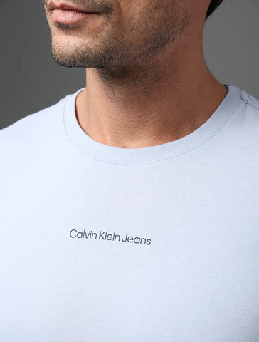 CAMISETA MC CKJ MASC LOGO CENTRALIZADO LAVANDA