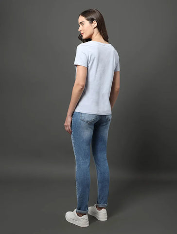 BLUSA CKJ FEM MC DECOTE V LOGO LAVANDA