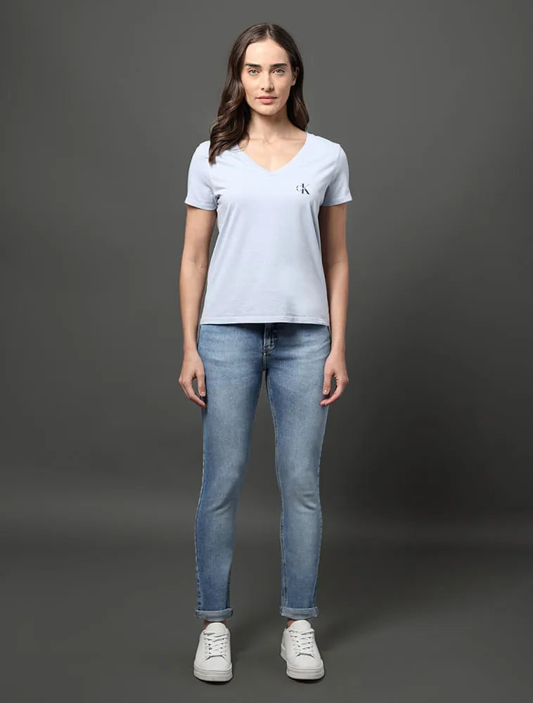 BLUSA CKJ FEM MC DECOTE V LOGO LAVANDA