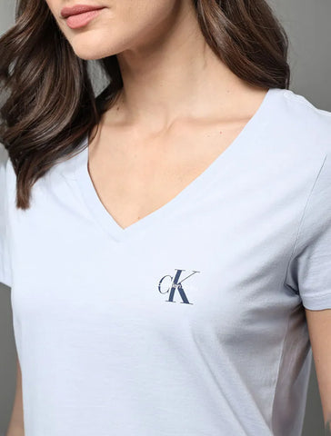 BLUSA CKJ FEM MC DECOTE V LOGO LAVANDA