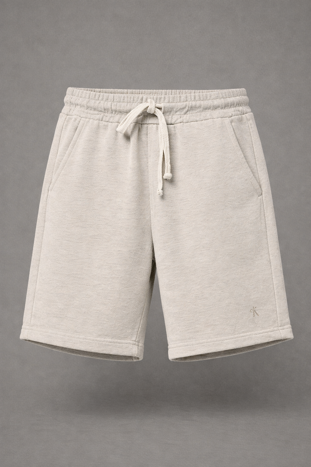 BERMUDA CKJ KIDS MAS MOLETOM MONOGRAM CAQUI CLARO