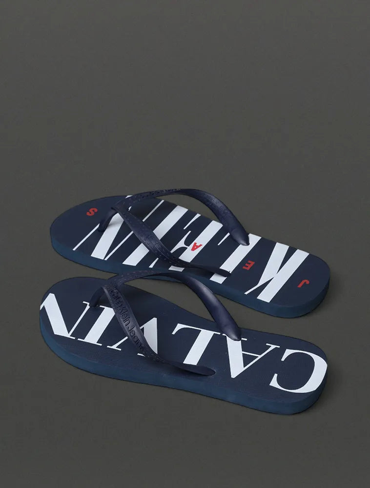 CHINELO MAS CKJ LOGO SERIF FONT MARINHO