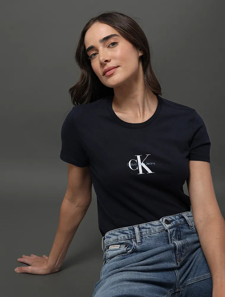 BLUSA CKJ FEM MC REISSUE CENTRALIZADO MARINHO