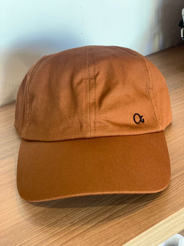 BONE BASICO METAL OG CARAMELO 0149