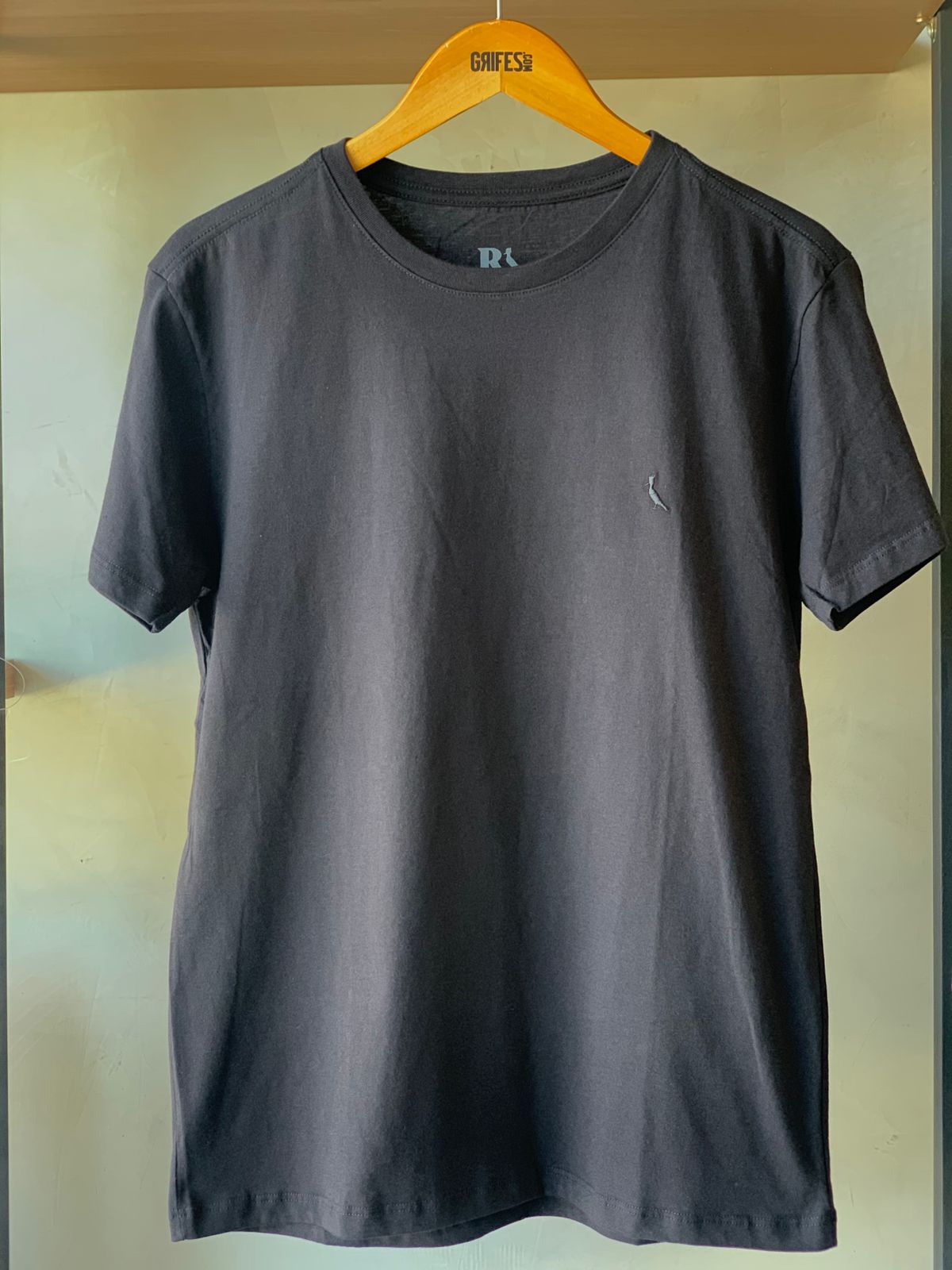 CAMISETA RSV MAS MC SUPER SLIM CARECA PRETO