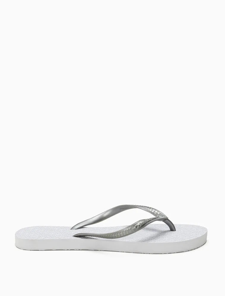 CHINELO FEM CKJ LOGO SERIF FONT LIGHT GREY