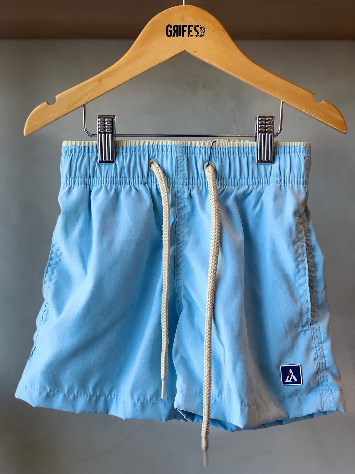 BERMUDA KIDS TACTEL PELETIZADO LISO AZUL AGUA/KHAKI