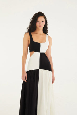 VESTIDO BICOLOR CINTURA DESLOCADA FARM PRETO/OFF WHITE