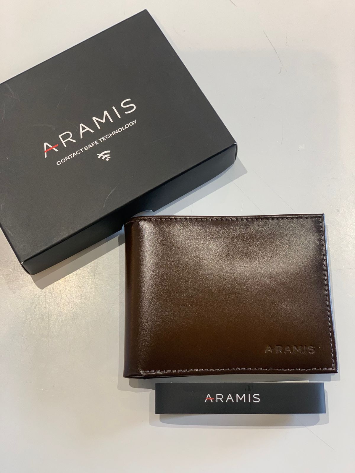 CARTEIRA ARAMIS SIGNATURE HORIZONTE CHOCOLATE