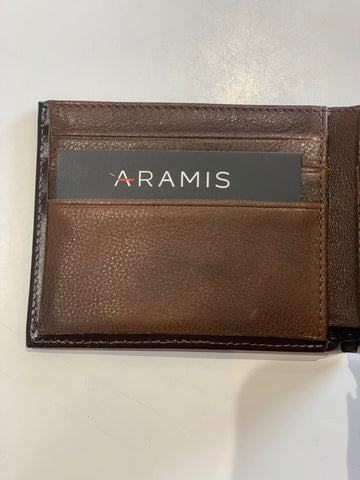 CARTEIRA ARAMIS SIGNATURE HORIZONTE CHOCOLATE