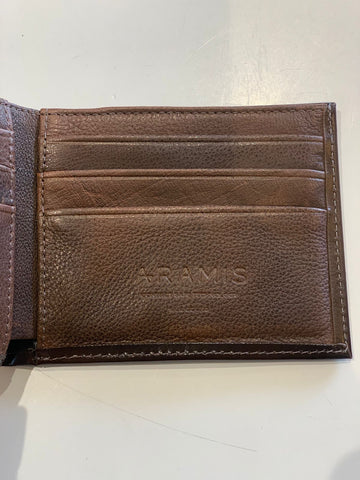 CARTEIRA ARAMIS SIGNATURE HORIZONTE CHOCOLATE