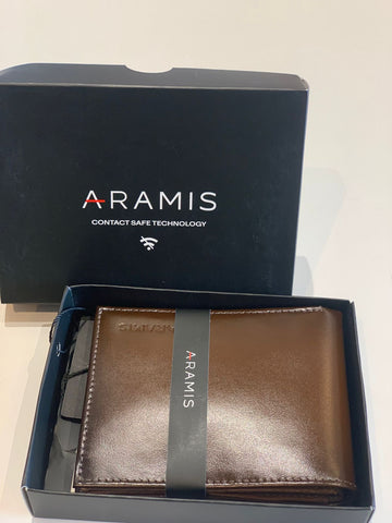 CARTEIRA ARAMIS SIGNATURE HORIZONTE CHOCOLATE