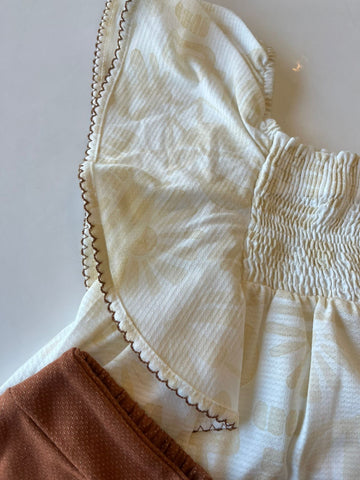 CONJ FEM BL BAB E LASTEX E SHORT TEXT OFF WHITE/MARROM