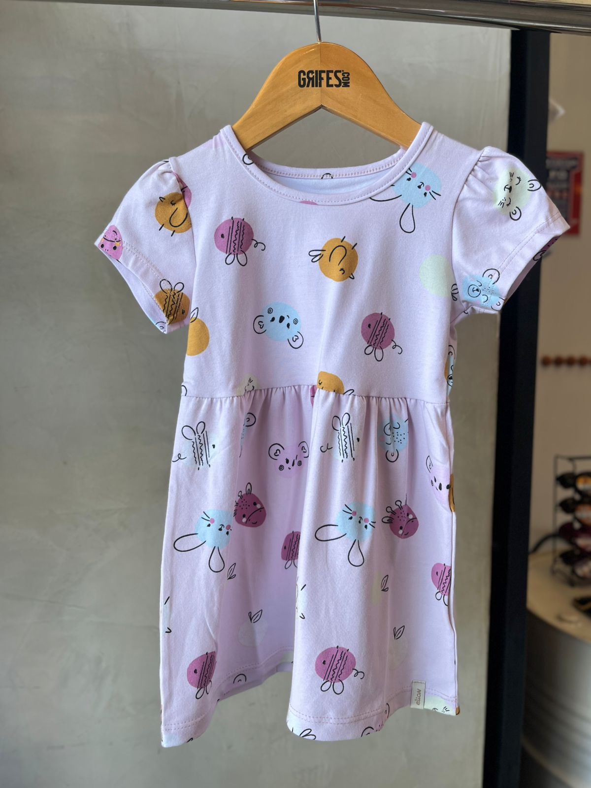 VESTIDO MC EST BICHINHOS E FRUTA LILAS CLARO