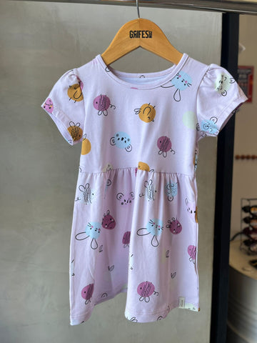 VESTIDO MC EST BICHINHOS E FRUTA LILAS CLARO