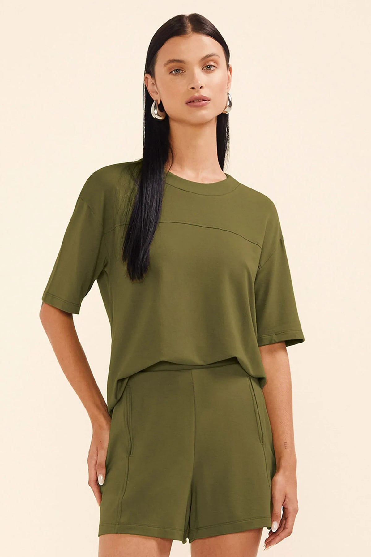 SHORTS FEM MOLETINHO DE VISCOSE C ELAST VERDE PANTANO