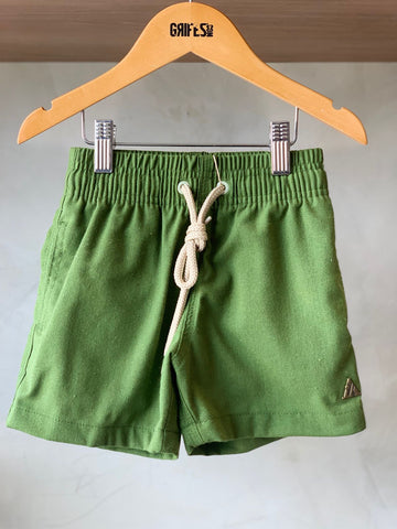 SHORT LINHO MASC KIDS LISO VERDE OLIVA