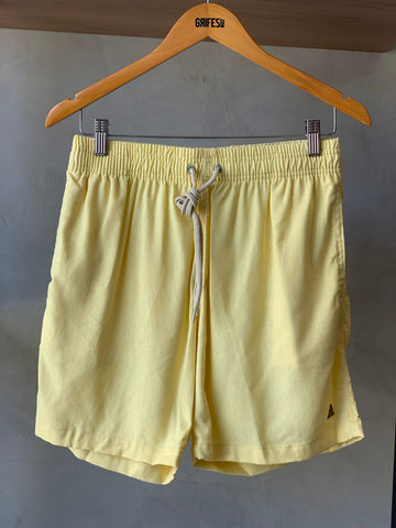 SHORT LINHO MASC LISO AMARELO CLARO