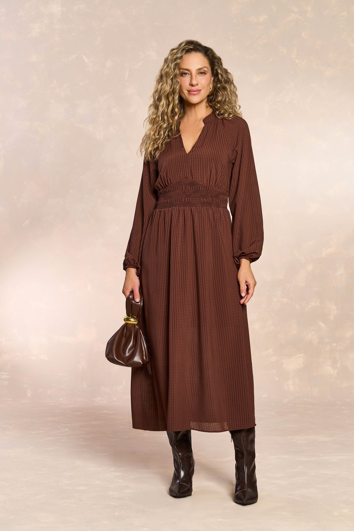 VESTIDO LONGO ML EM PLANO CHIFFON XADREZ CAFE