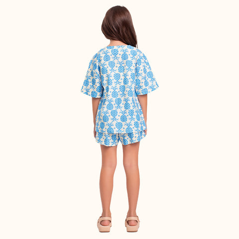 CONJ FEM KIMONO SHORT E TOP EST ABACAXI AZUL/BRANCO