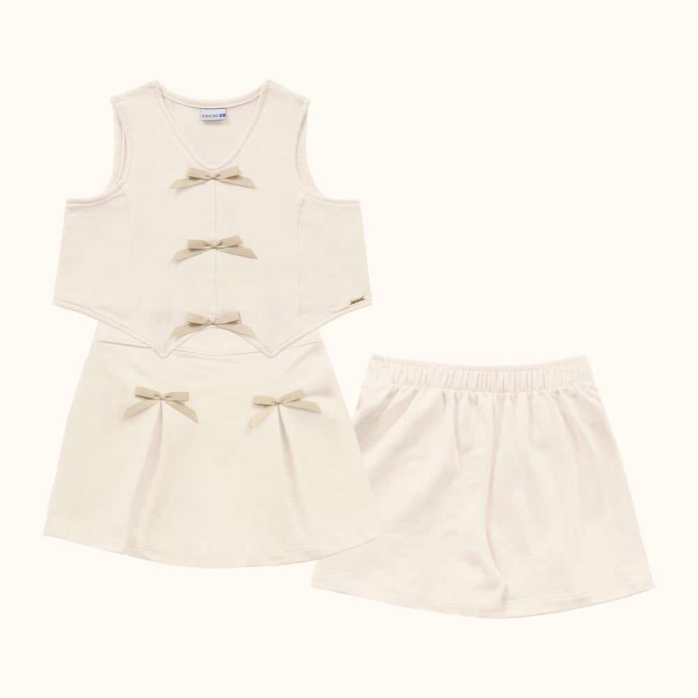 CONJ FEM REG E SHORT SAIA PREGAS C LACOS BAUNILHA