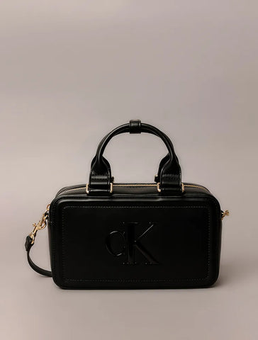 BOLSA CKJ FEM TOTE MINI LOGO REISSUE PRETO