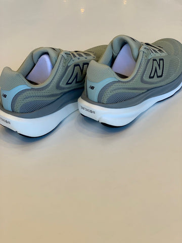 TENIS NB INFINION 1080V15 NEW BALANCE VERDE OLIVA/PRETO