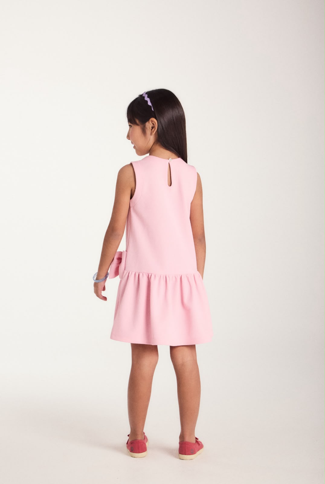 VESTIDO JUMPER TEXTURIZ DET PALA E LACO ROSA CLARO