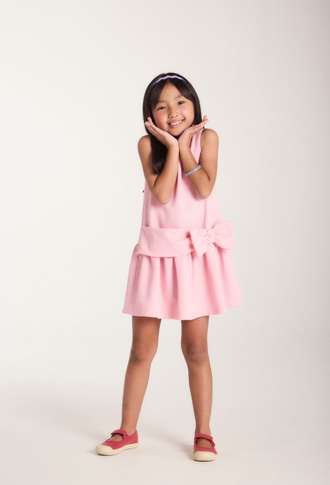 VESTIDO JUMPER TEXTURIZ DET PALA E LACO ROSA CLARO