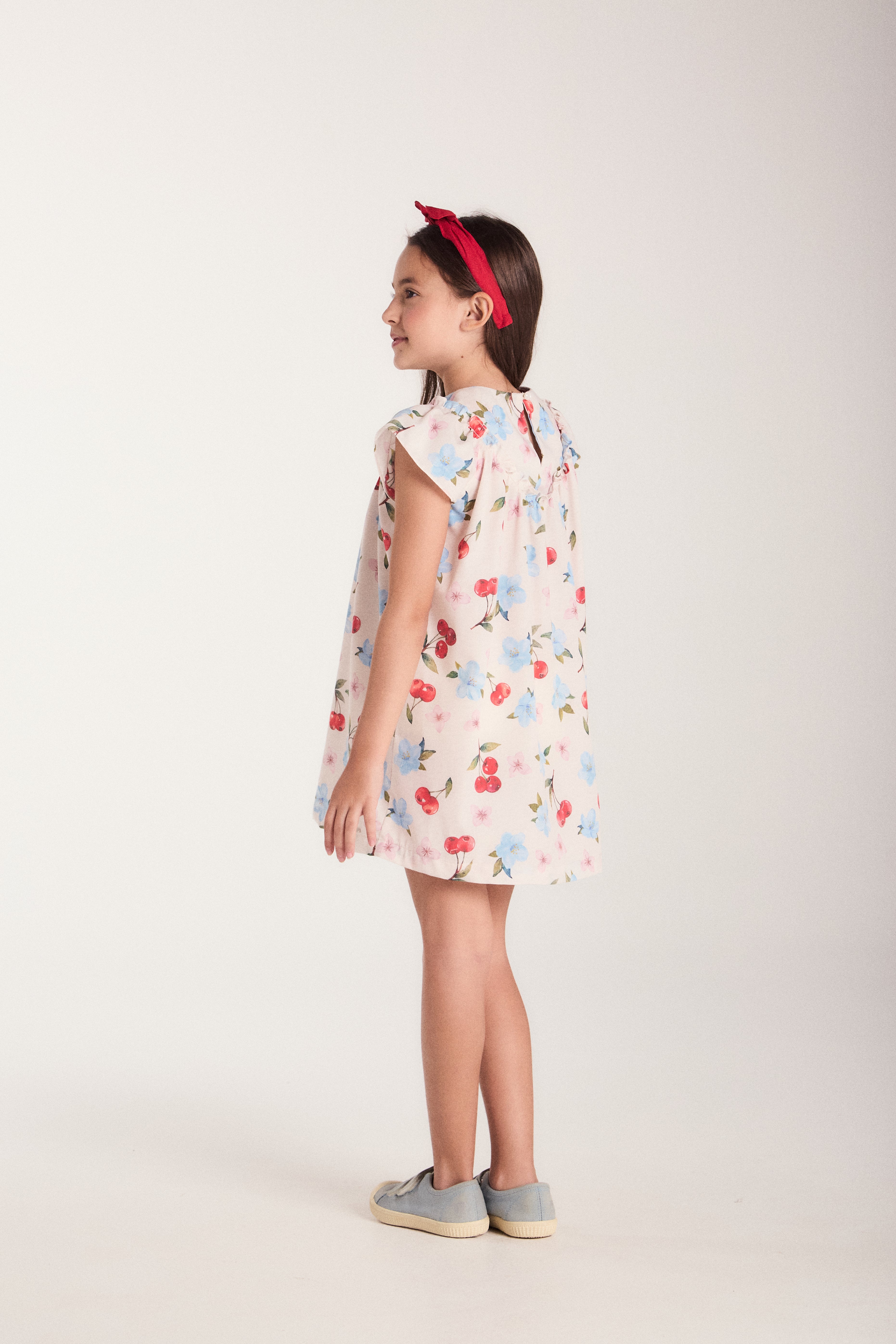 VESTIDO ESTAMPADO EVASE C DET DE PICUETA BEGE CLARO