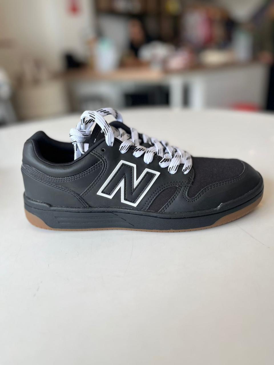TENIS NB BB480L UNISEX NEW BALANCE PRETO/BRANCO/NATURAL